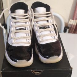Jordan 11 Retro (Black)