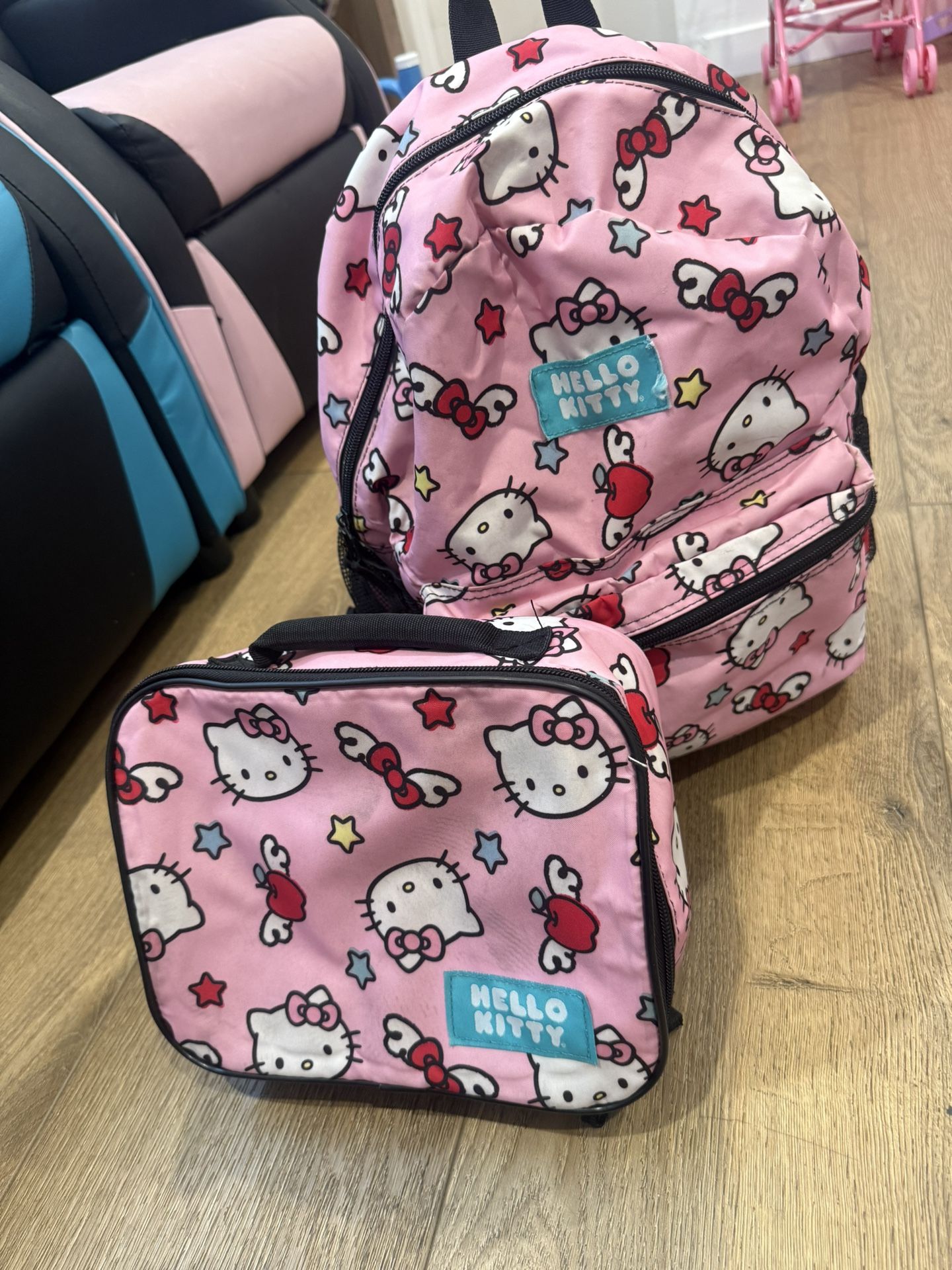 Hello Kitty, -Backpack With A Lunchbox