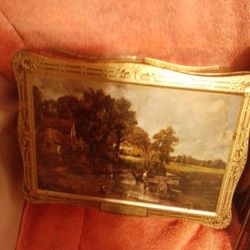 Very Beautiful Metal Tin