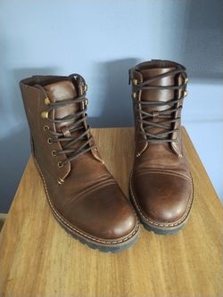 Men's Sonoma Boots ---Size 9
