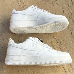 New Nike Air Force 1 Low Triple White Little Charms Shoes Women’s 7.5 10, Men’s 8.5, Youth 6y