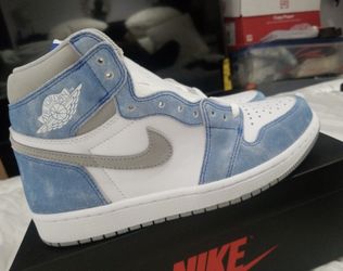 Jordan 1 “Hyper Royal” New