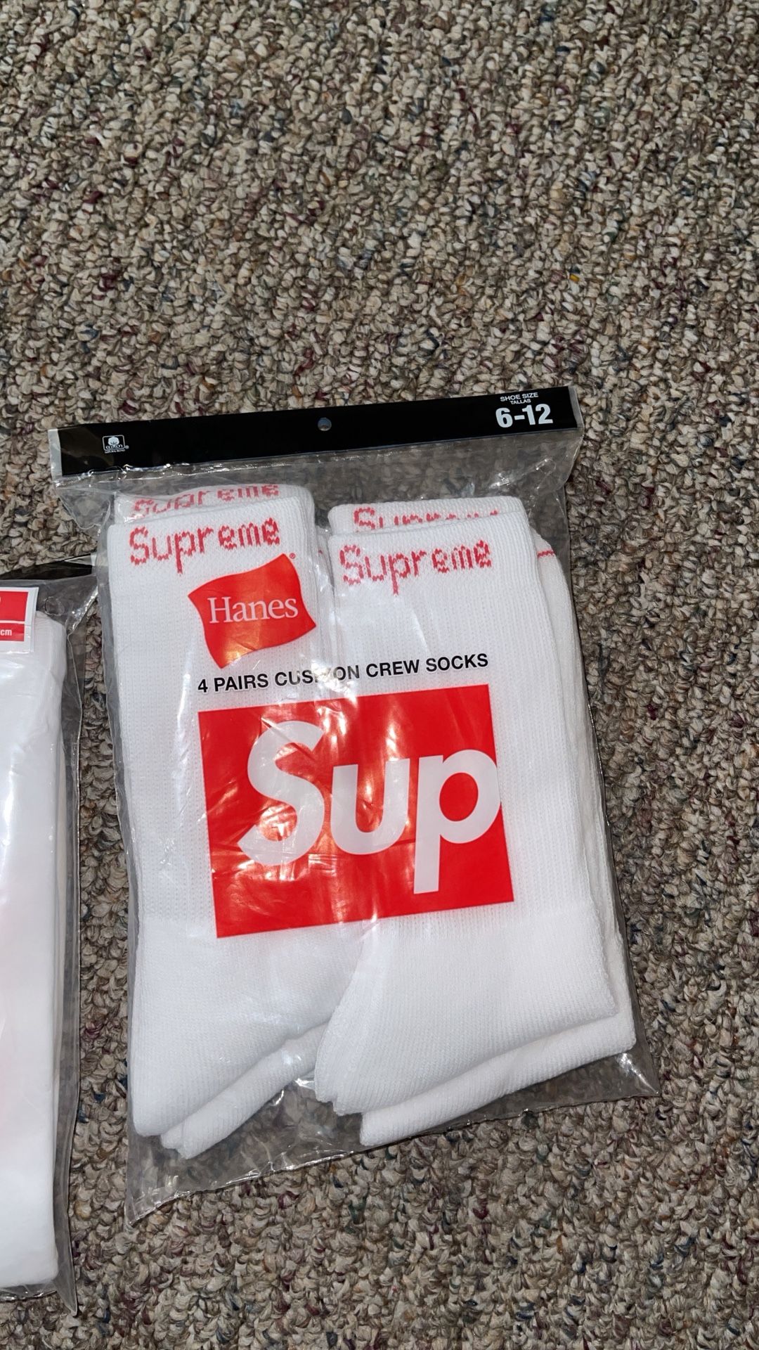 Supreme Socks