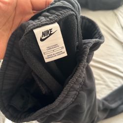 Black Nike 
