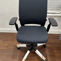 Brand New 2025- Steelcase Amia Fully Adjustable (Brand new 2025) 