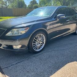 2010 Lexus LS 460