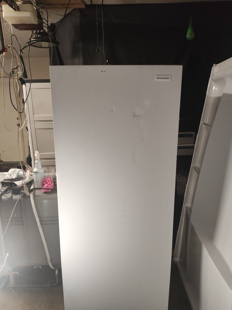 Frigidaire Freezer