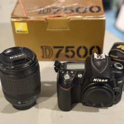 Nikon D7500 DSLR Camera with 18-140mm Lens