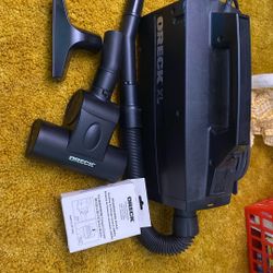 Oreck XL Handheld Vacuum Almost New