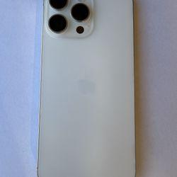 Apple iPhone 16 Pro Max - Unlocked