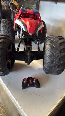 Monster jam like new works perfect
