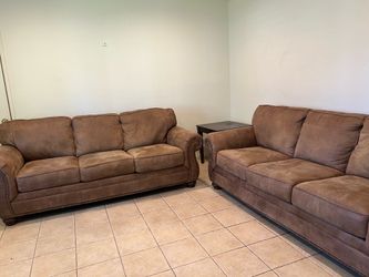 Rustic Matching Sofa & Loveseat!