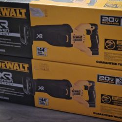 DEWALT 20V MAX XR Brushless Cordless Reciprocating Saw with POWER DETECT Tool Technology DCS368B