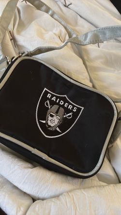 Raiders purse