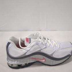 NWOB Nike Shoes Size 9.5/11