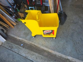 Libman 5 Gal professional mop bucket