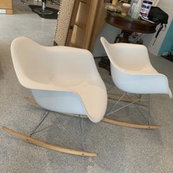Modern Rocking Chairs