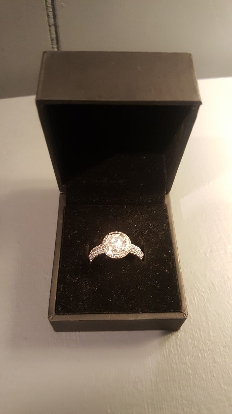 1.00 ct white gold engagement ring