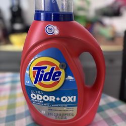 Tide Ultra Odor + Oxi Laundry Detergent 73 fl oz 52 Loads(11$)