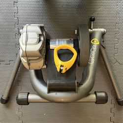 CycleOps Fluid 2 Wheel-On Indoor Bike Trainer