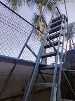 12-step staircase