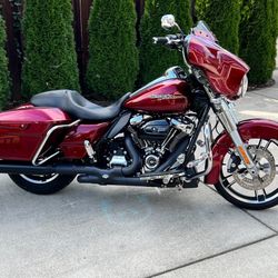 2017 Harley Davidson Street Glide