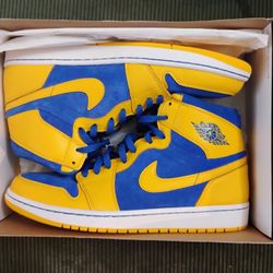Jordan 1 Retro High OG 'Laney' (2013)