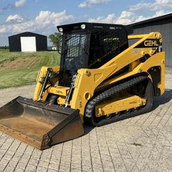 2021 GEHL VT320 SKID STEER