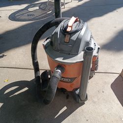Ridgid vacuum / aspiradora