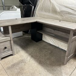 L Shaped Desk For Sale!