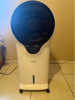 470 CFM, 3 speed Portable Evaporative Cooler and Fan for 250 sq. ft. Cooling Area
