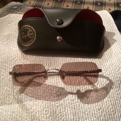 Vintage Women’s Ray an Sun Glasses Mint Condition