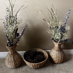 Wicker Flower Vase And Basket Includes Arrangements And Pine cones