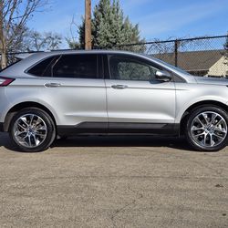 2017 Ford Edge