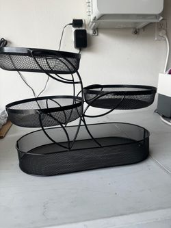 4-Tier Metal Cosmetic Organizer Rack – Black or White – New