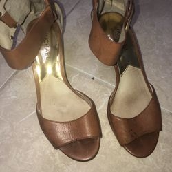 Michael Kors Size 7 