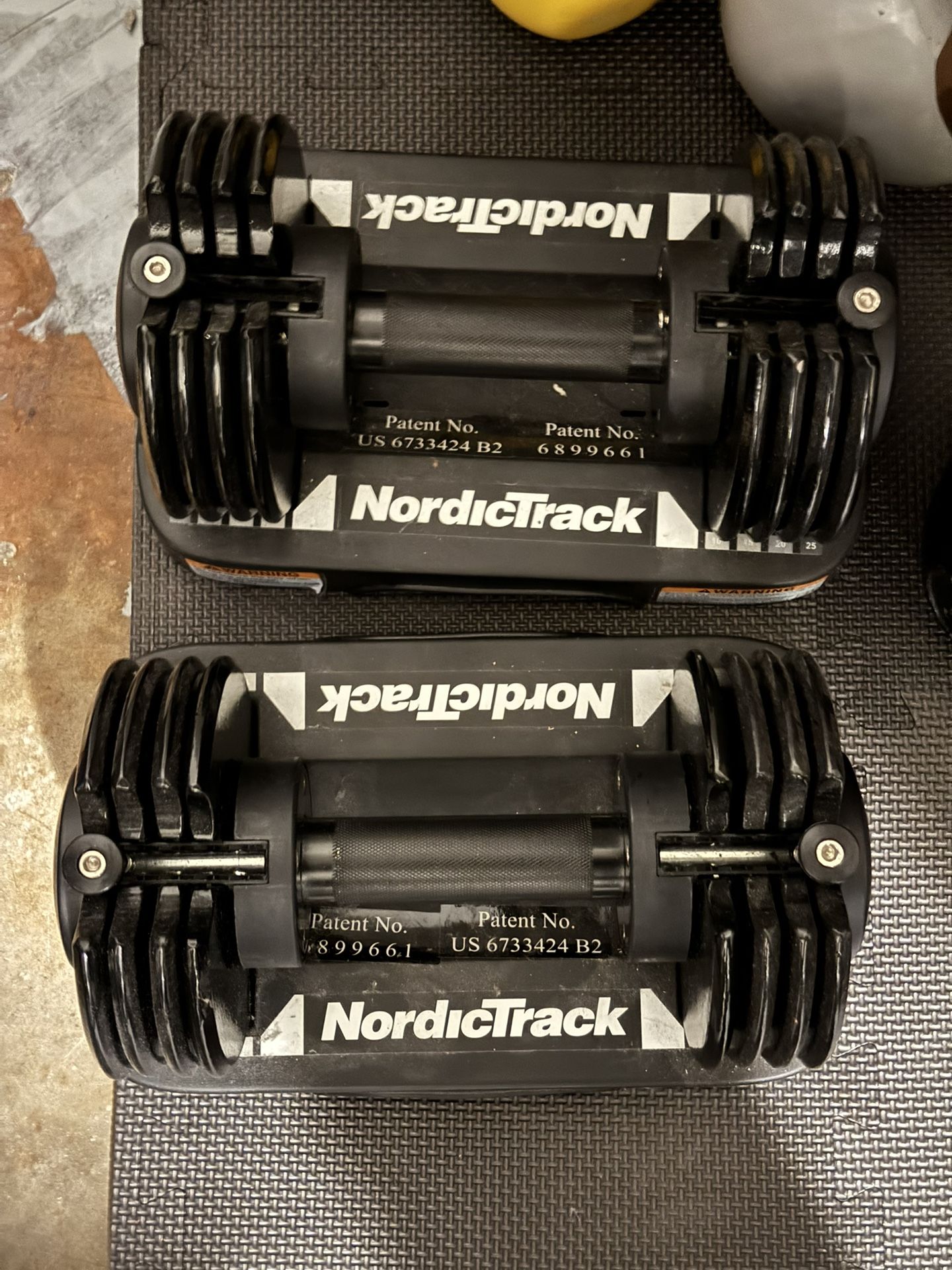 NordicTrack Set Of 2 25lb Adjustable Dumbbells