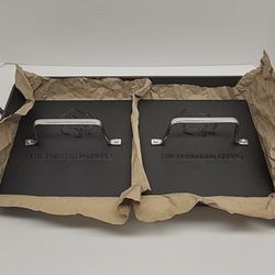 The Pampered Chef Nonstick Grill Griddle Pan & 2-Cast Iron Meat Presses