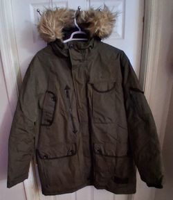 Rocawear Classic Men’s Faux Fur Hooded Bomber Jacket