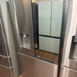  LG 36” COUNTER-DEPTH MAX MIRROR INSTAVIEW 4 TYPES OF ICE. 3 -DOOR SMART COMPATIBLE FRENCH DOOR REFRIGERATOR WITH DUAL ICE MAKER WITH WATER AND ICE DI