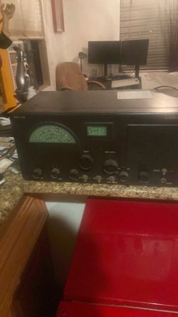 Vintage Shortwave Radio Receiver