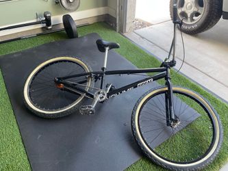 Ready to ride premium custom 24” BMX Cruiser