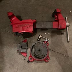 Fuller 4 & 1/2" Bench top Swivel Vise Made In Japan  for parts