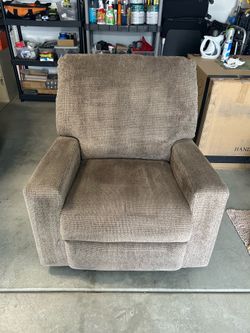 Standard Manual Recliner ( Neutral Brown )