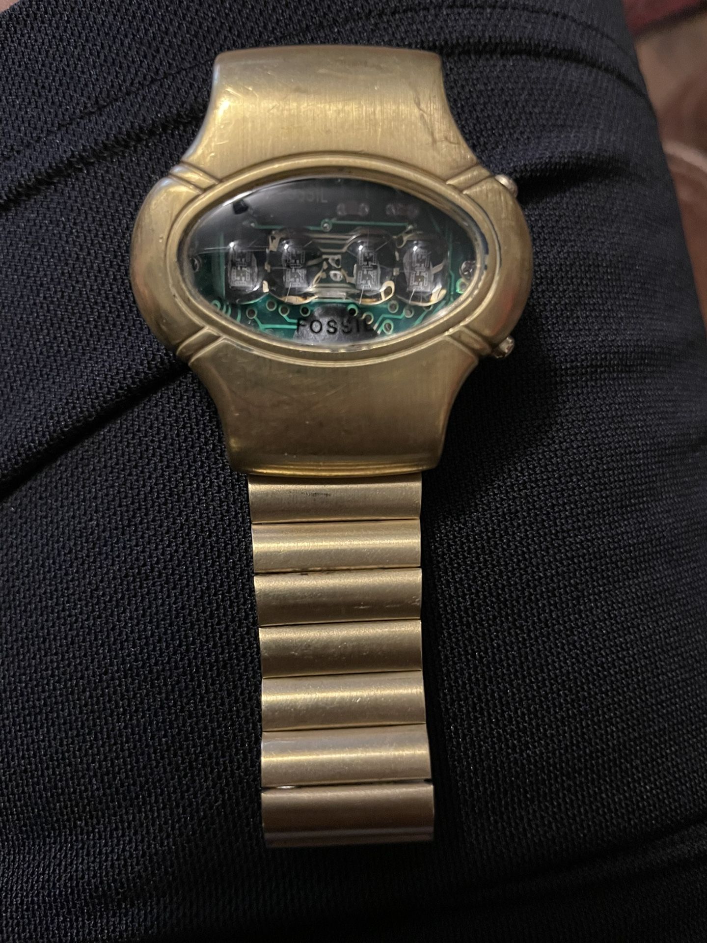 Vintage Fossil 2000 Led Watch for Sale in Houston, TX - OfferUp