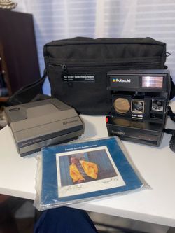 Polaroid Sun 660 Autofocus & Spectra System Instant Camera w/ Bag, Manuals