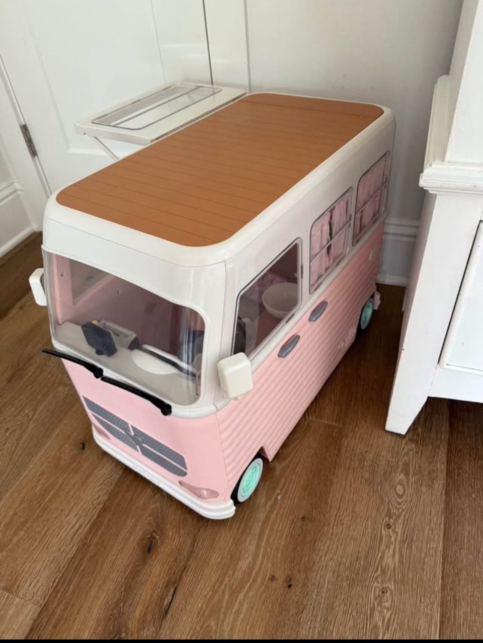 Doll Camper