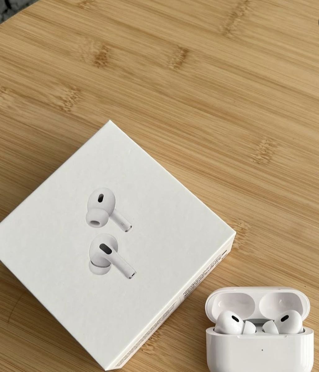 Apple Airpod’s Pros wireless Earbuds