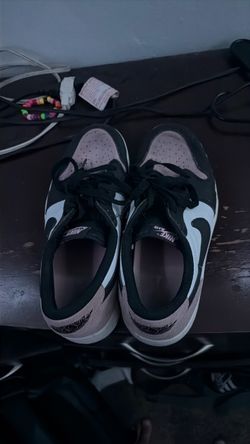 Air Jordan 1 Retro Low OG Bleached Coral