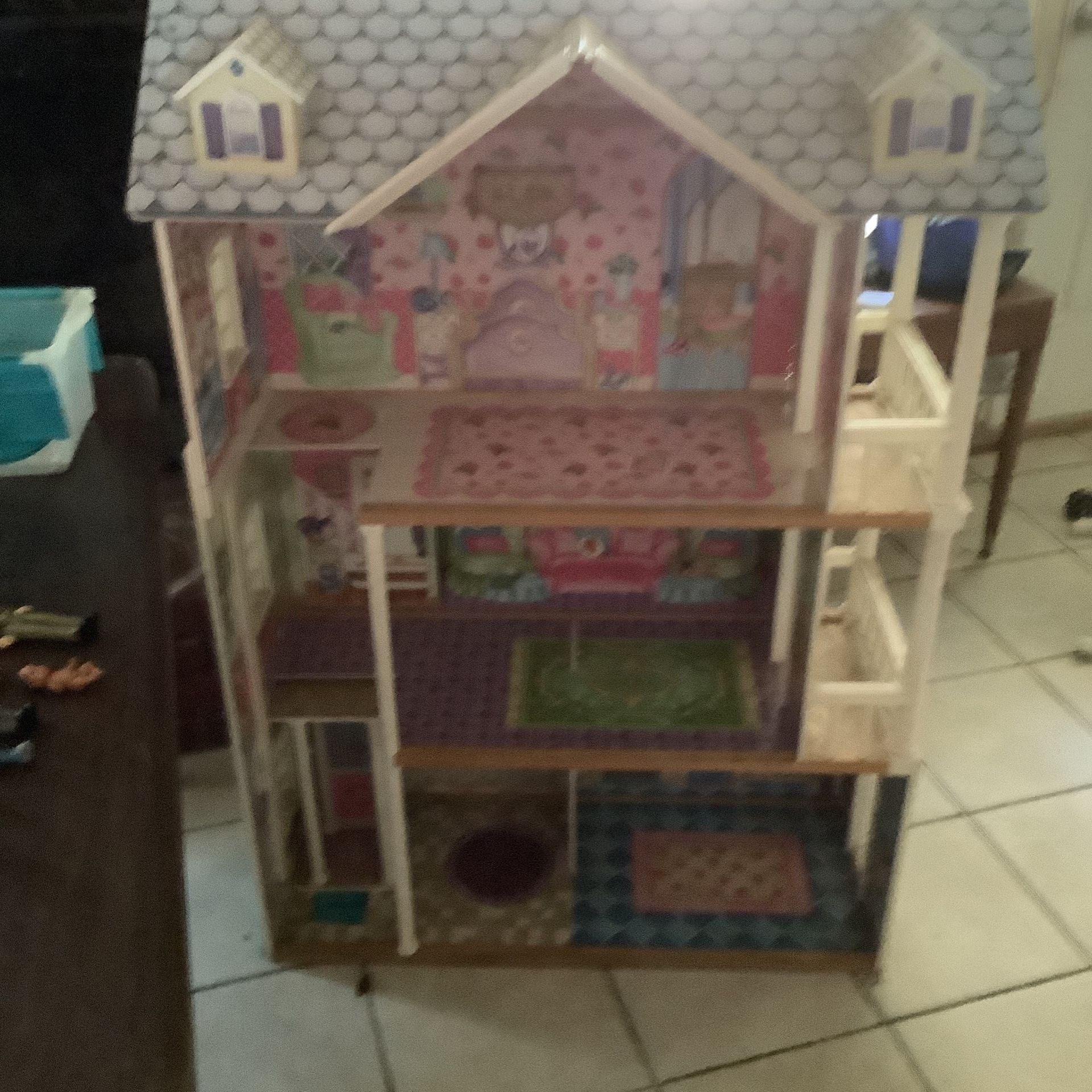 Doll House With Accessories